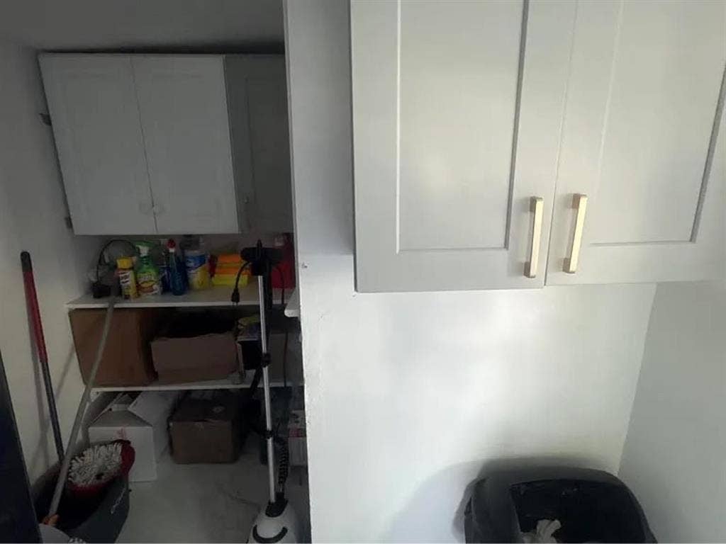 2bedr00m furnished apt for rent