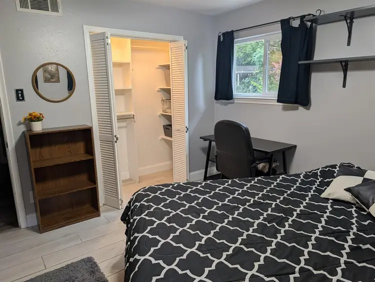 Room for rent