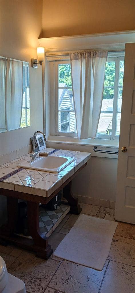 Spacious & Ideal for shared living