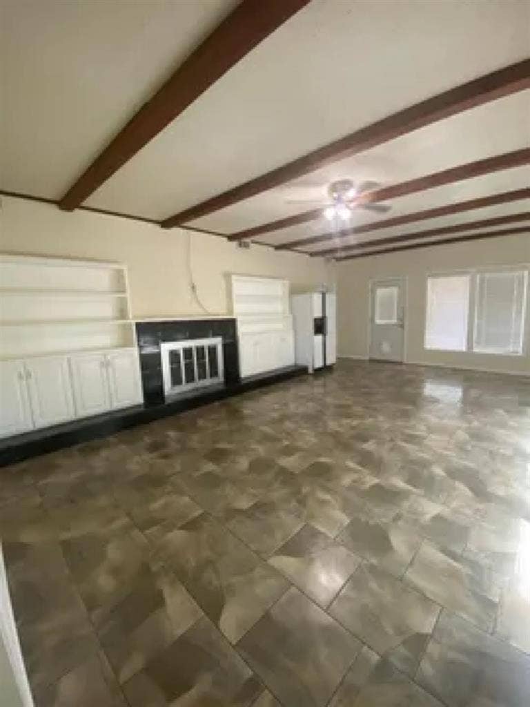 looking for a female roommate!