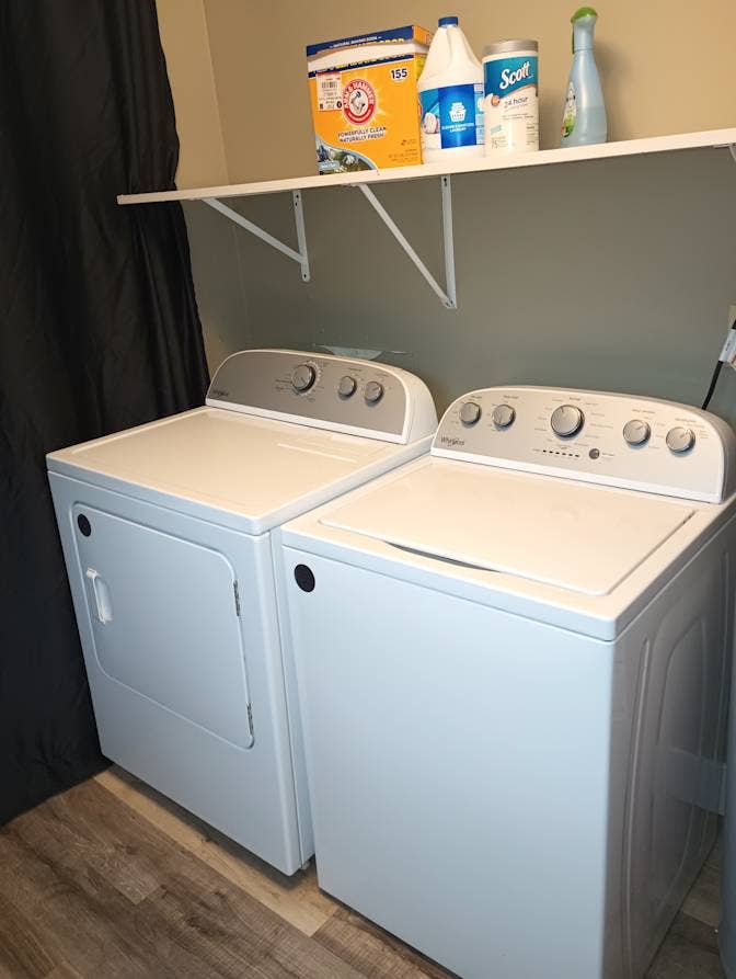 Couple looking for Roommate.