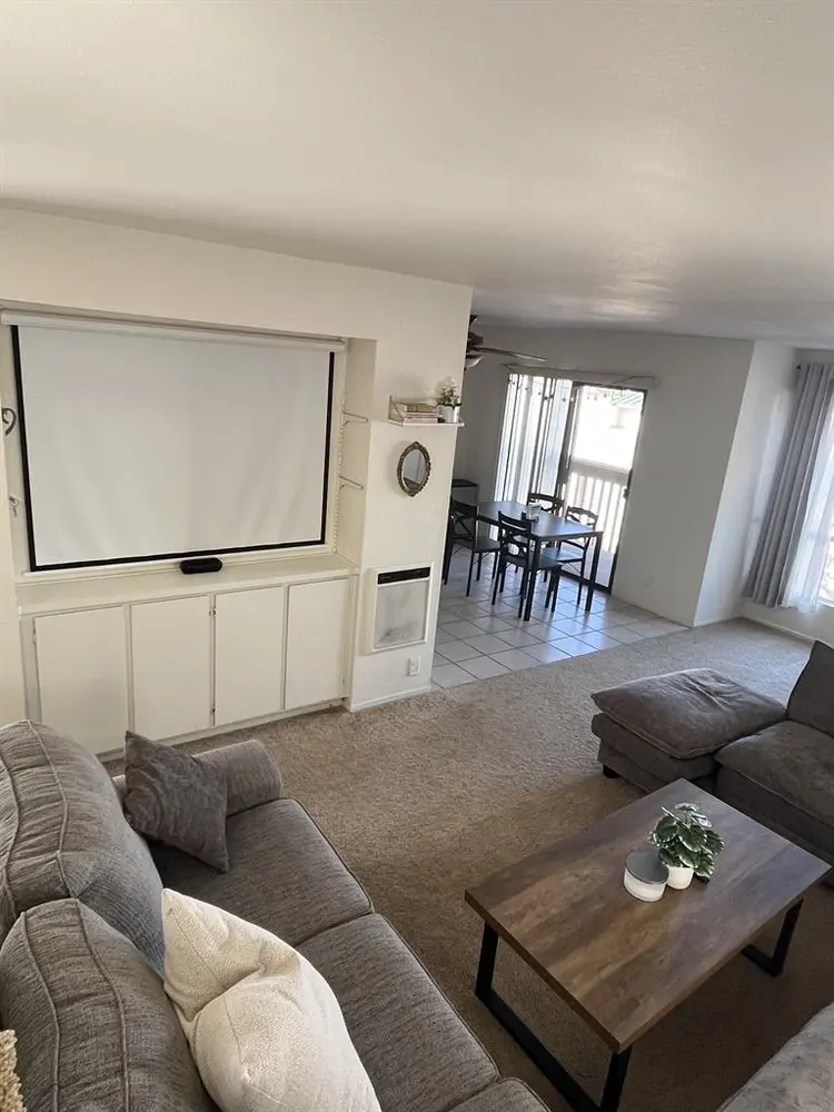 1 ROOM AVAILABLE VISTA - AUGUST 1