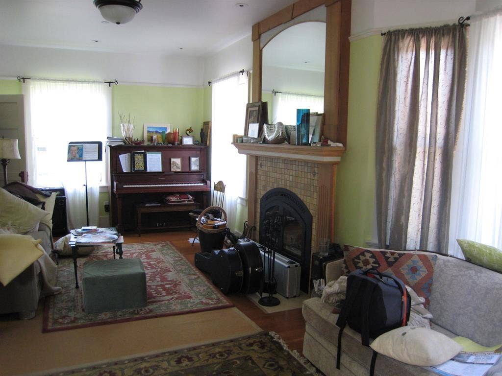 Room w Skylight Victorian Garden