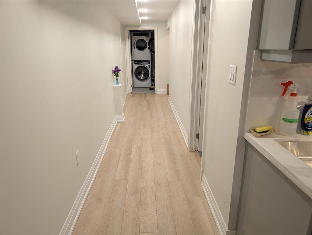 Female roommate for Sept. 1st