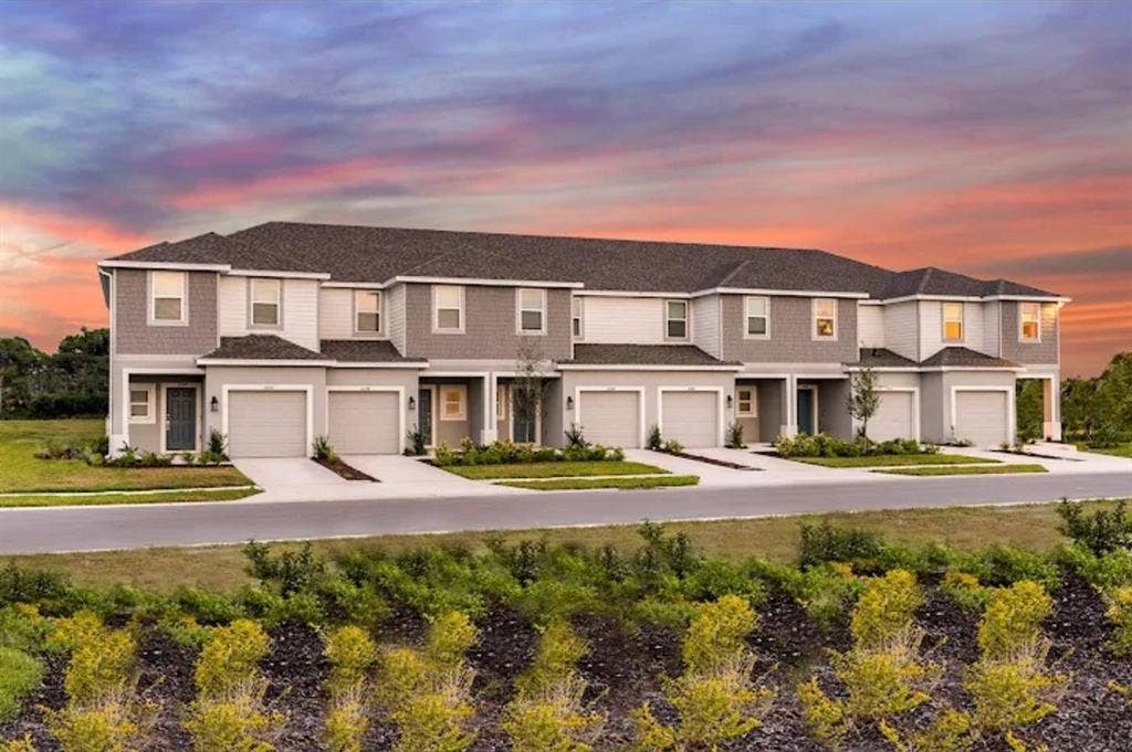New townhouse community in Nokomis
