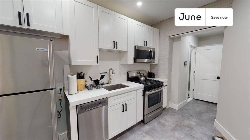 1 BR in Boston