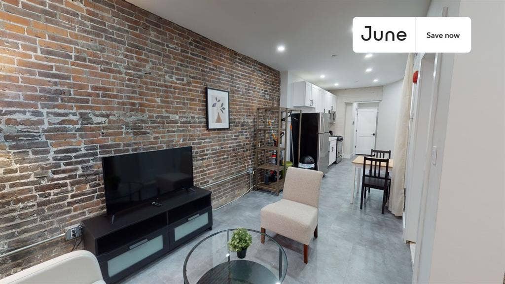 1 BR in Boston
