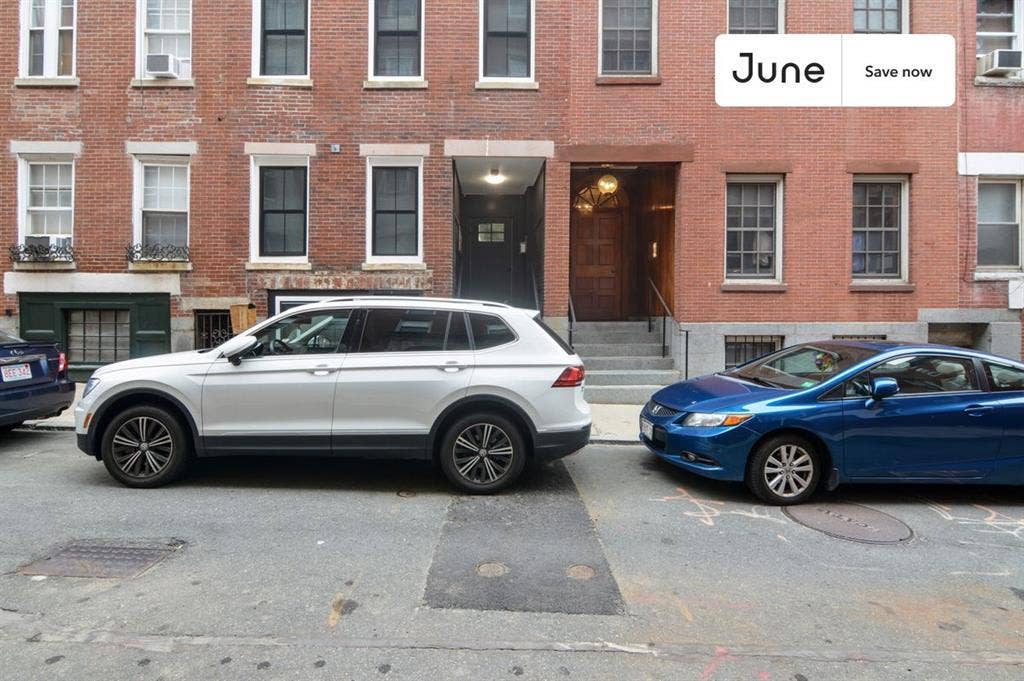 1 BR in Boston