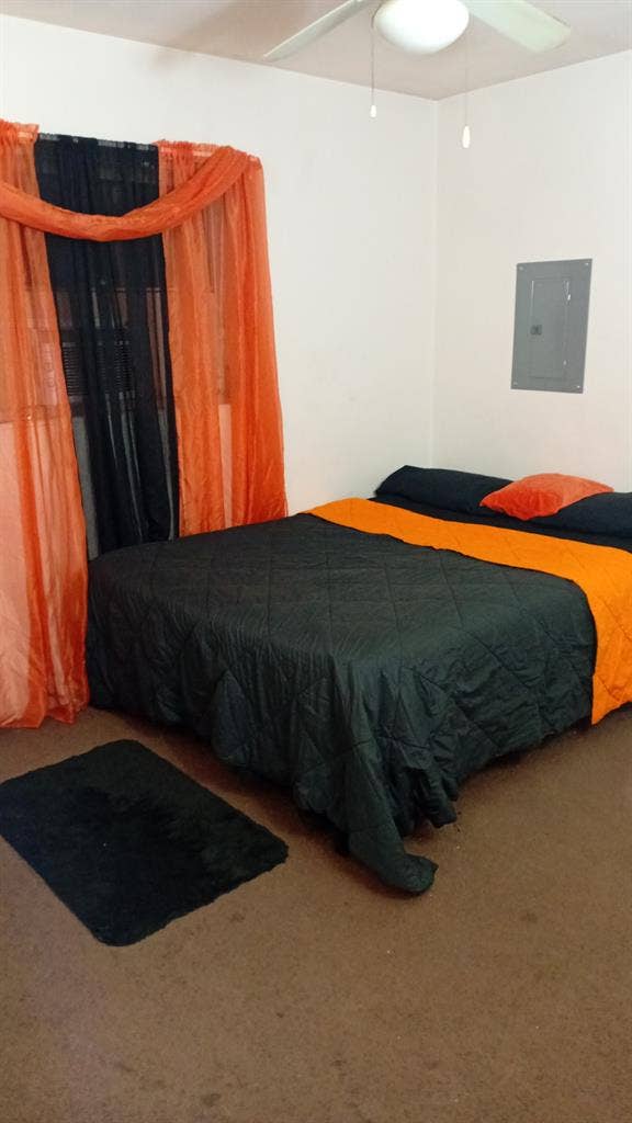 Private room for rent