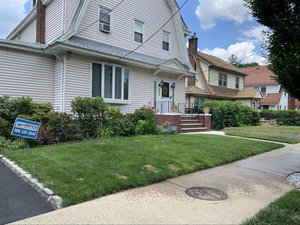 Beautiful houseshare foresthills nj