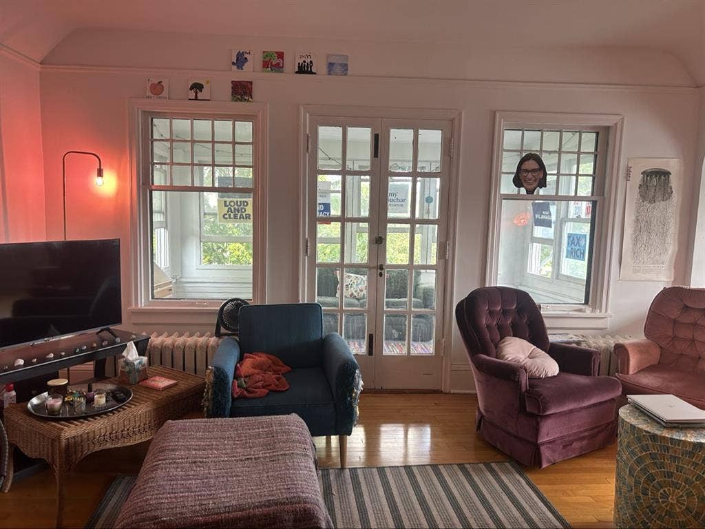 ISO roomate: East Isles MPLS