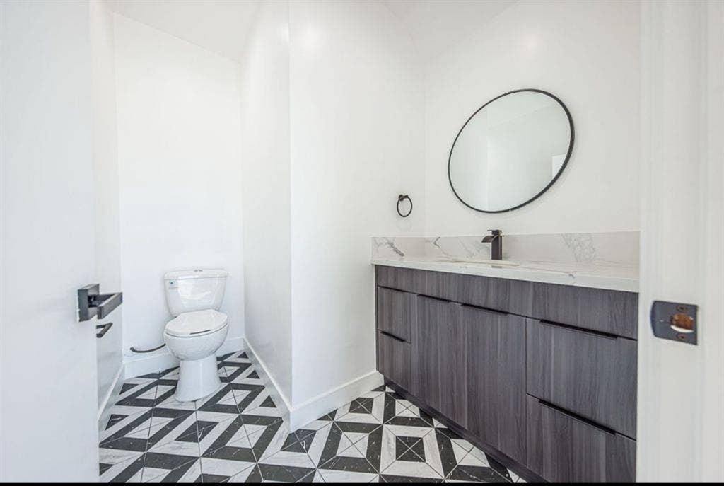 3bed 3.5bath townhouse in NOHO