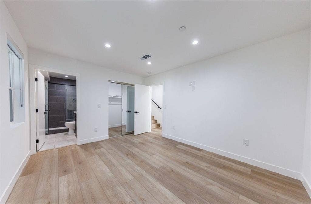 3bed 3.5bath townhouse in NOHO