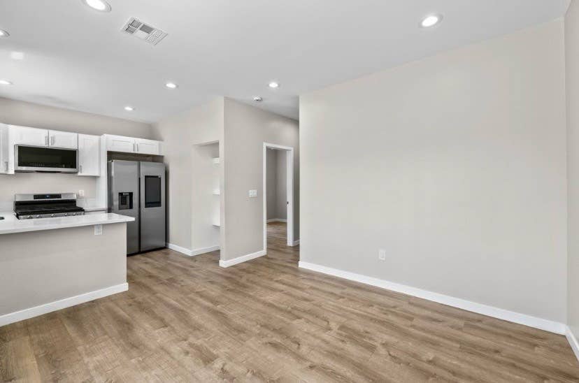 ASAP Lease Takeover in College Area