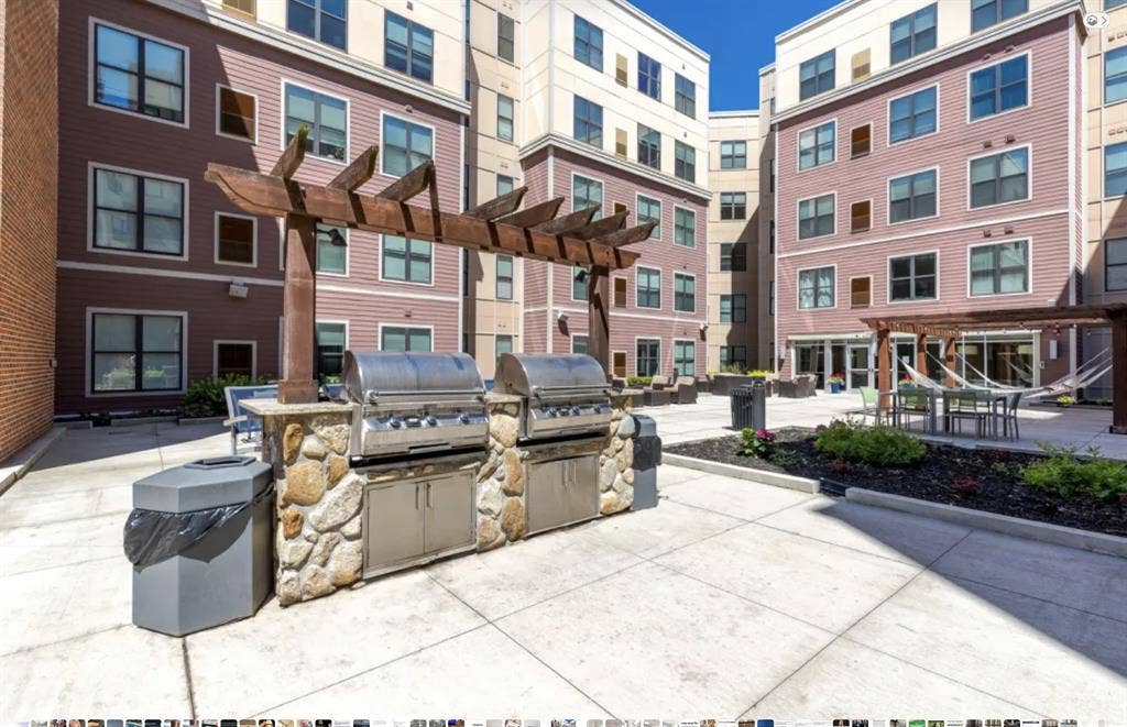 1 BR 1 BA Blockone discount price!