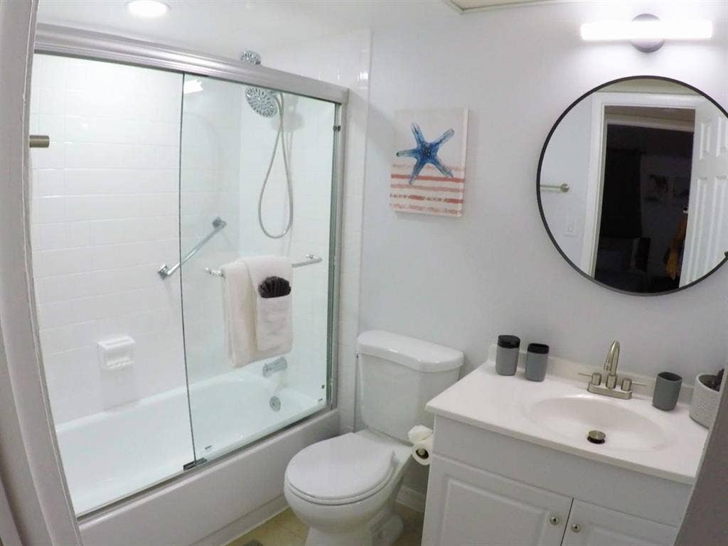 2/2 Naples Condo