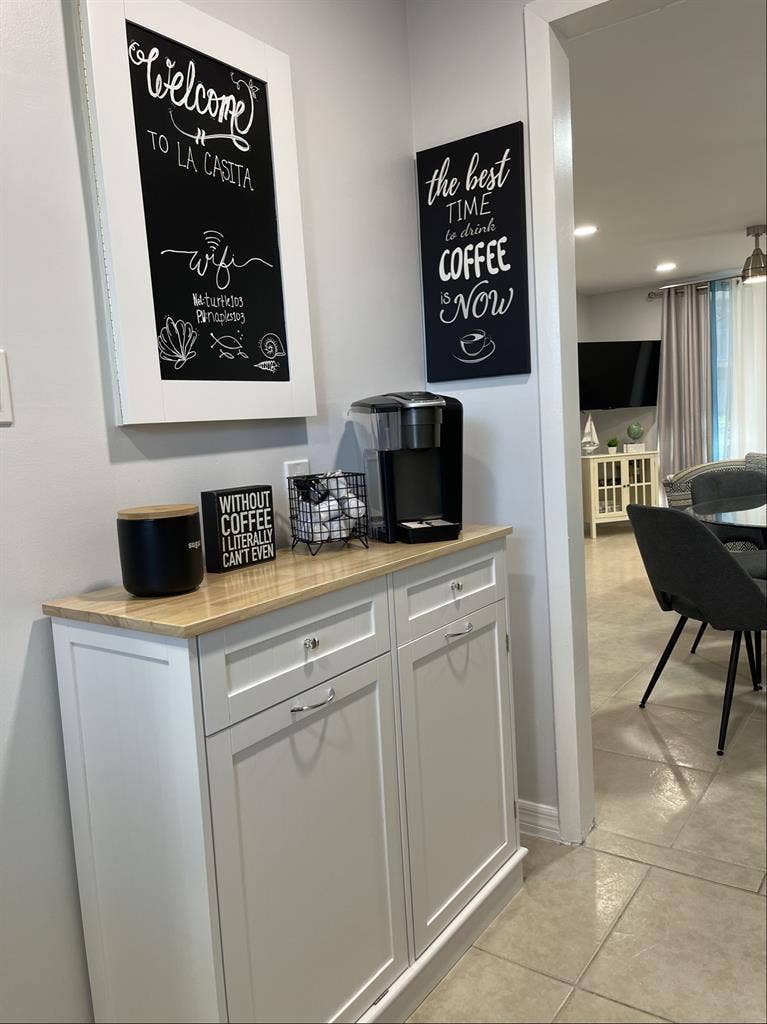 2/2 Naples Condo