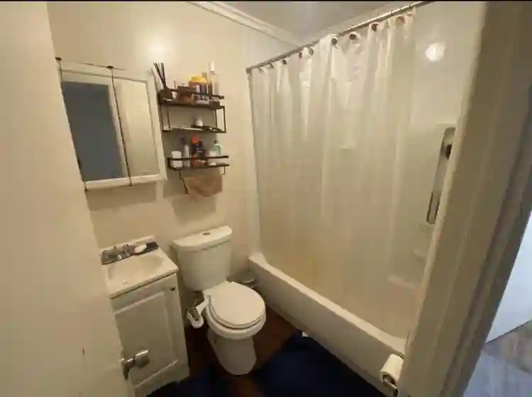 Room for rent in Naugatuck, CT $650