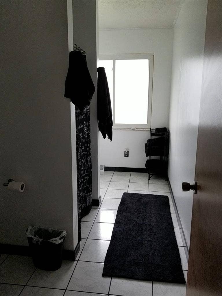 Room with built-in shelves