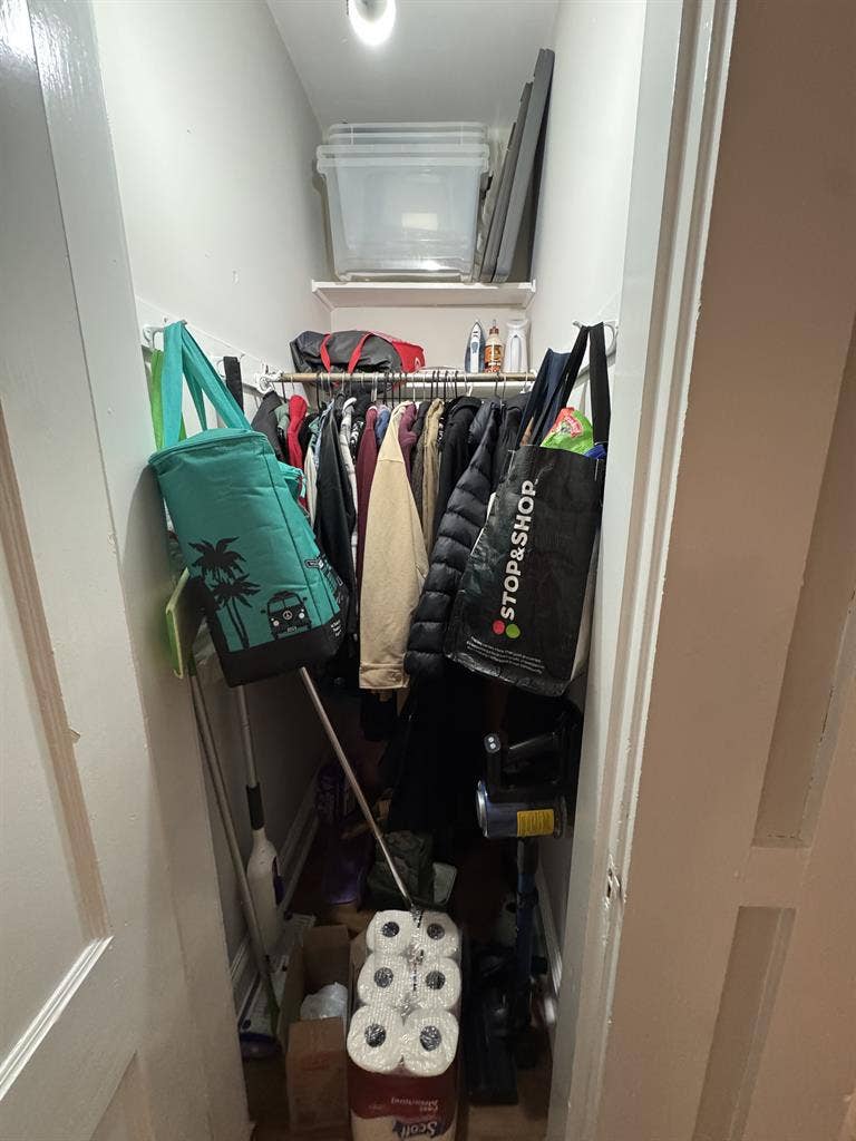 Lease Takeover (Female Only)