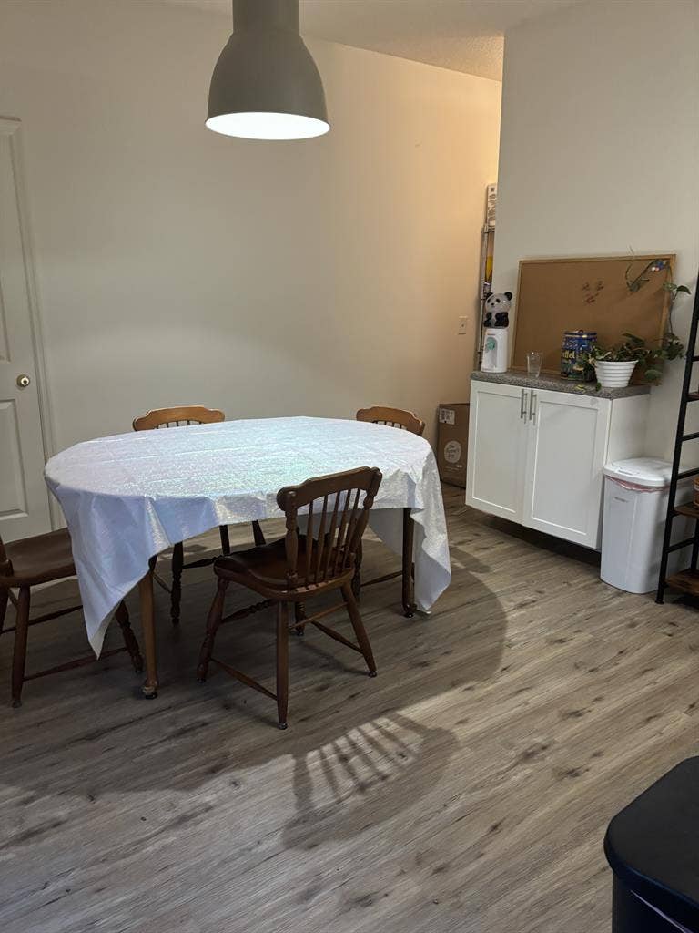 ROOMATE NEEDED ASAP