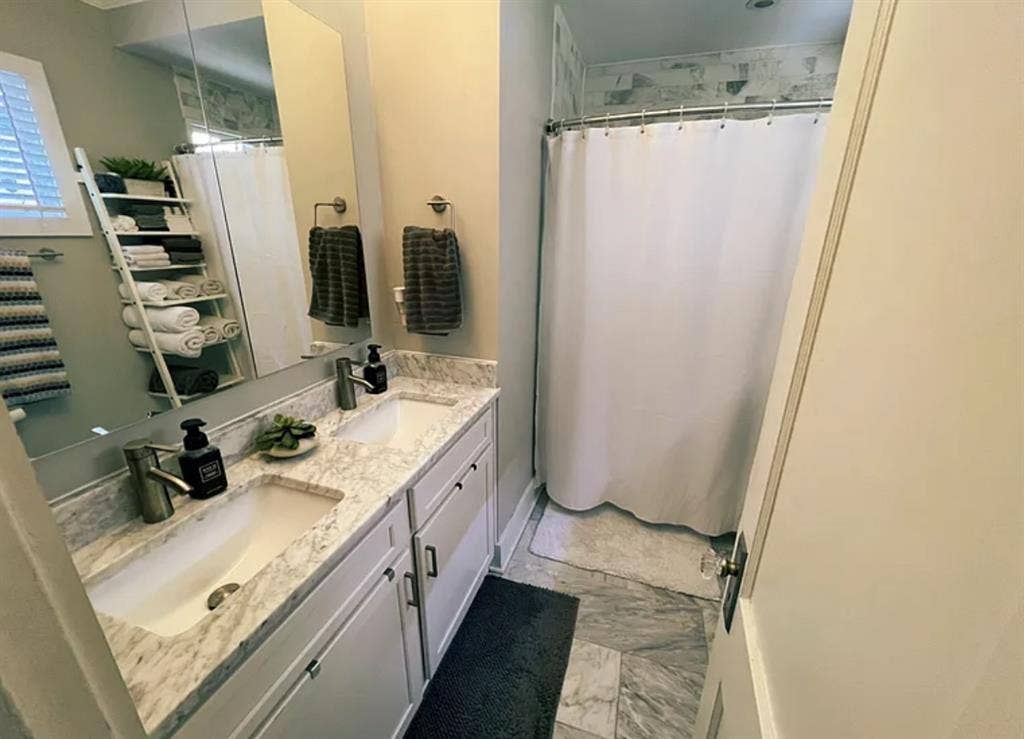 Private Bedroom and Bathroom