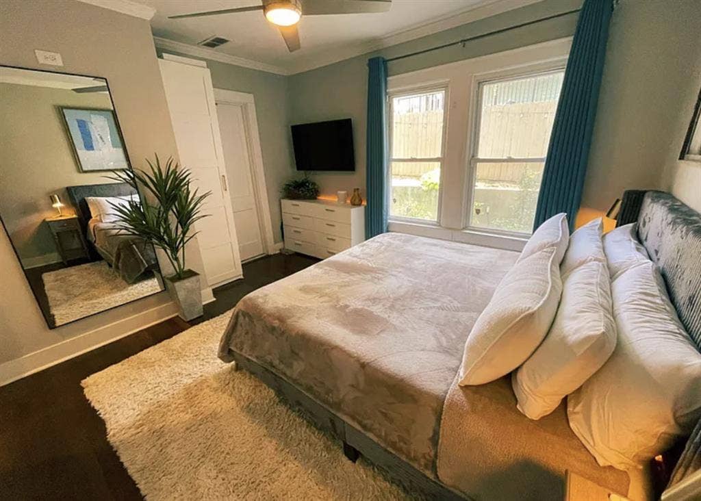 Private Bedroom and Bathroom