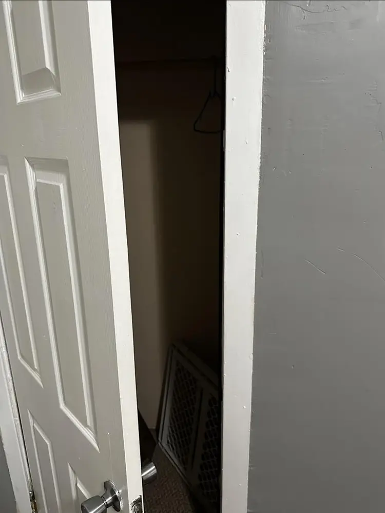 I have a room for rent!