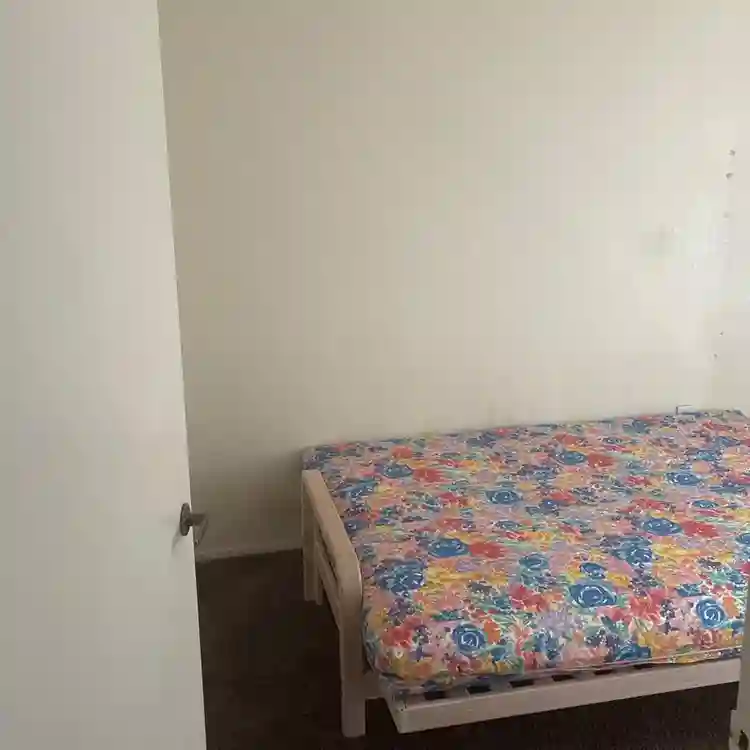 Room for rent in coachella