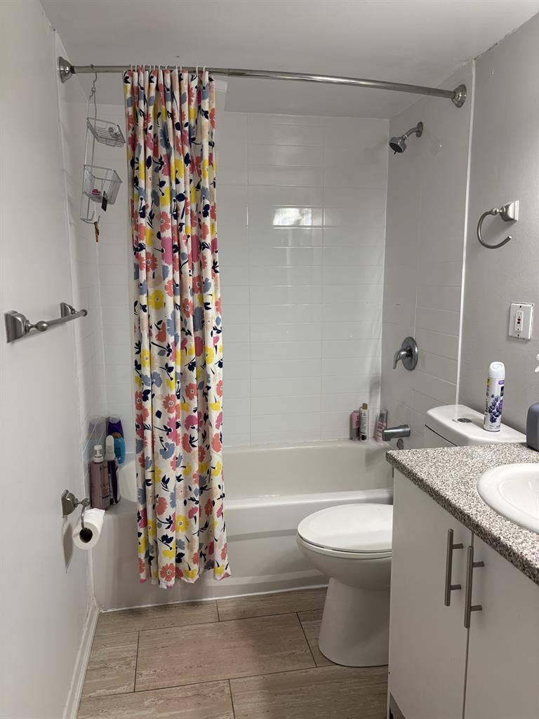 Roommate needed!
