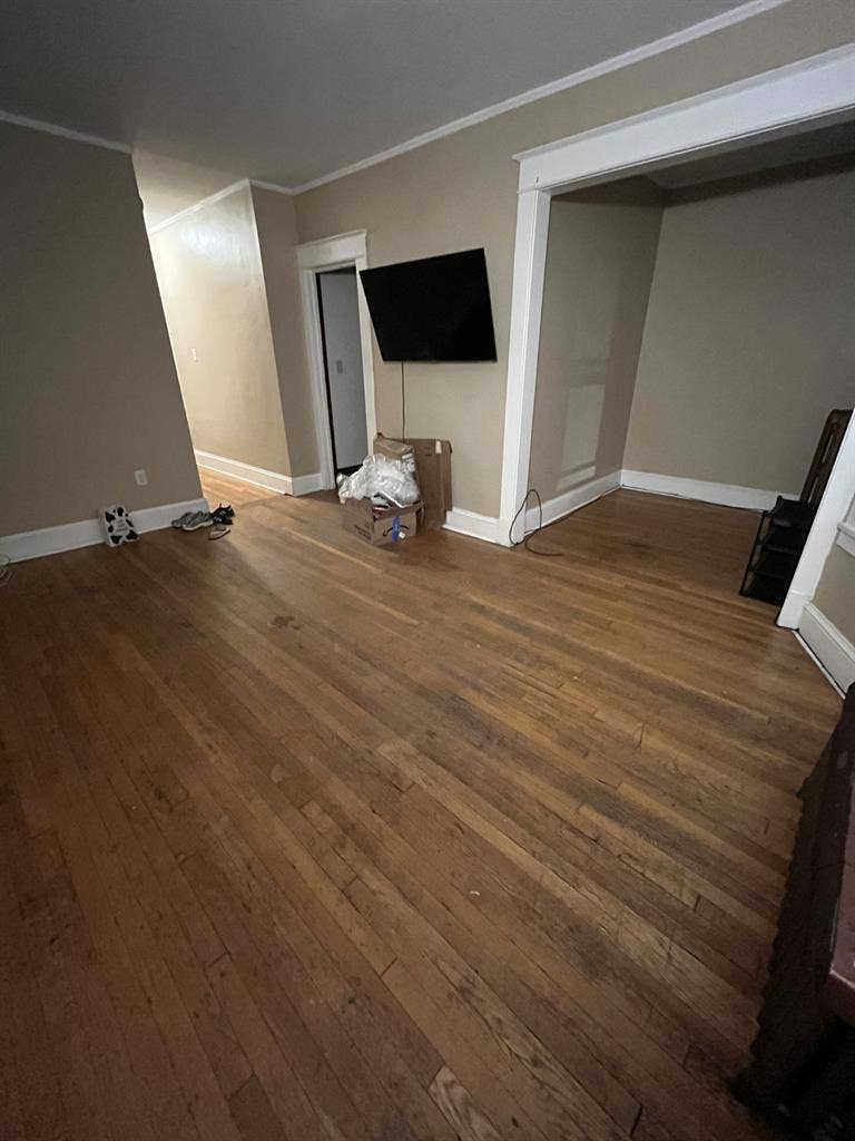 Downtown Albany Room