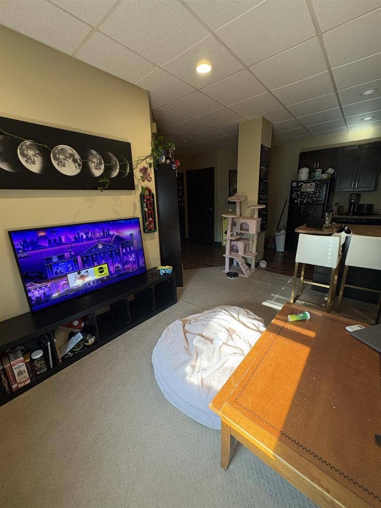 room for rent sept/oct