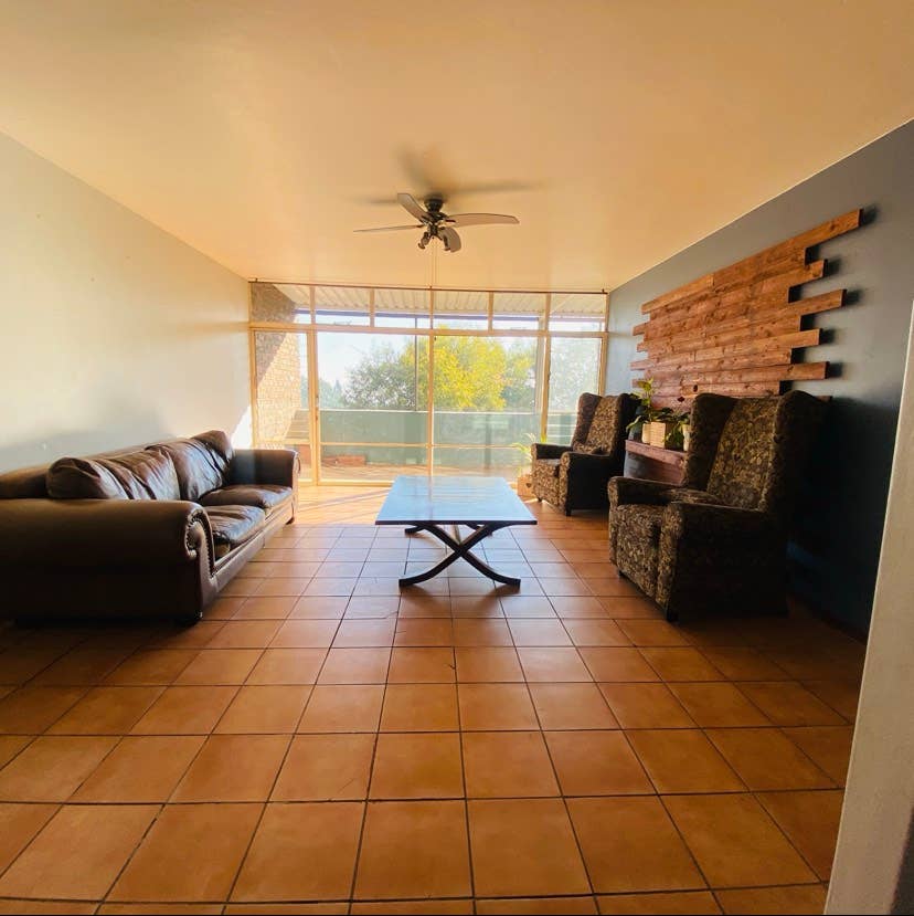 Room to Rent in a Secure Complex