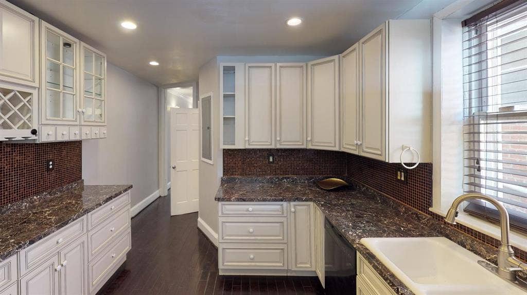1 BR in Washington