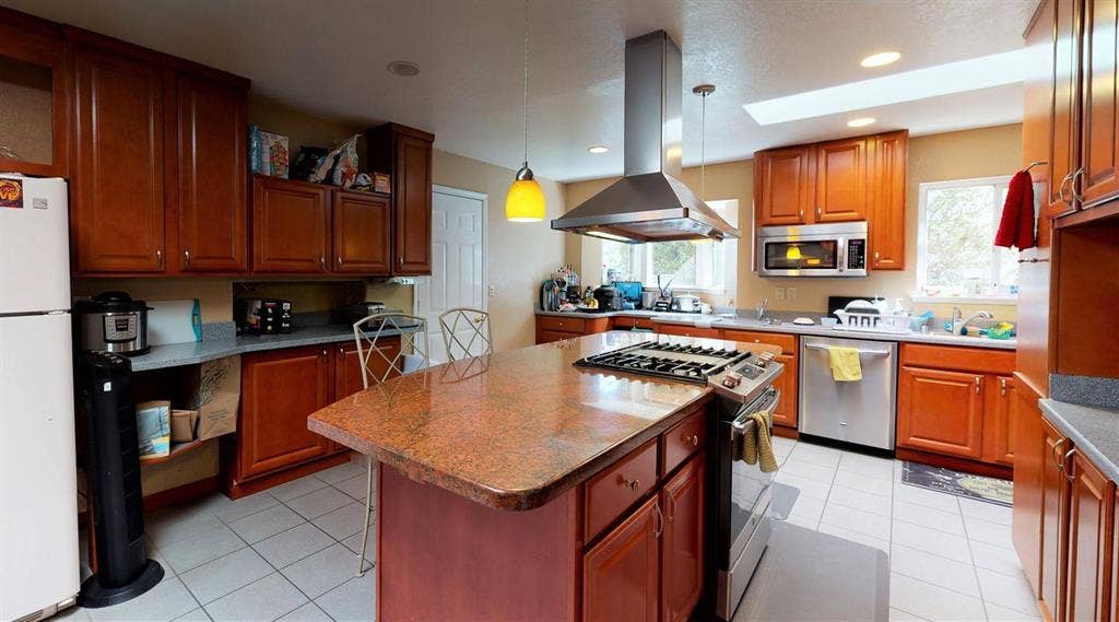 1 BR in Santa Clara