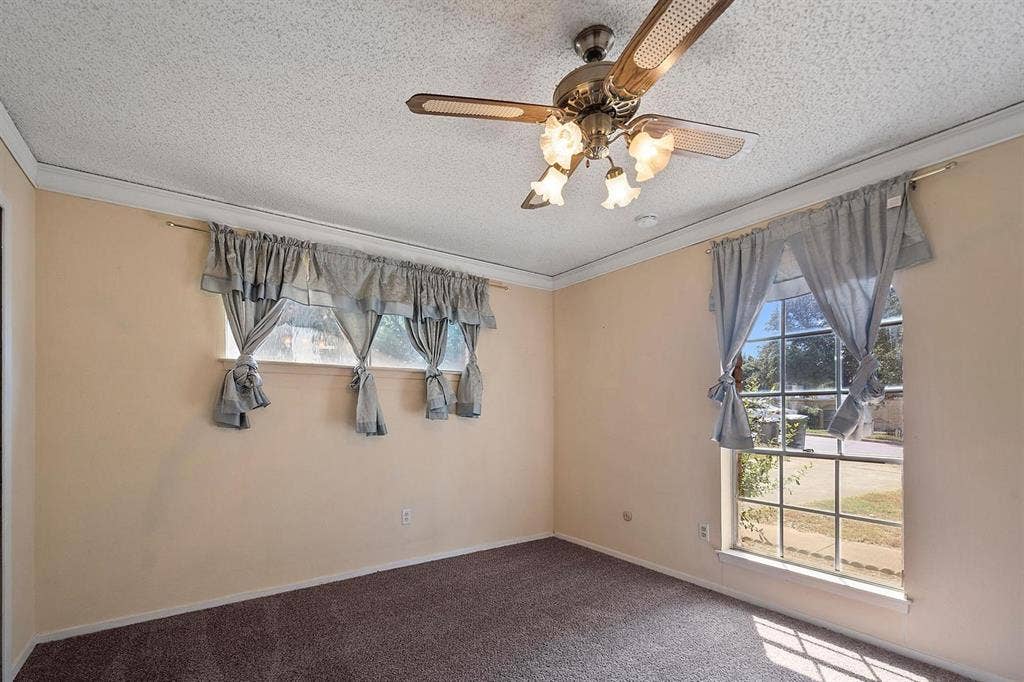 1 BR in Arlington