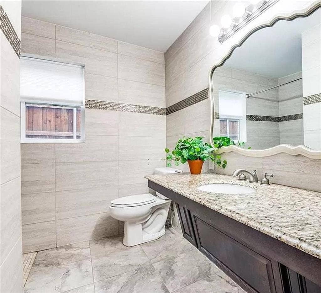 4 BR in Dallas