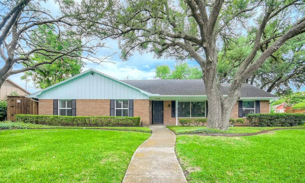 4 BR in Dallas