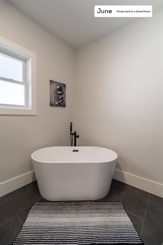 5 BR in Boston