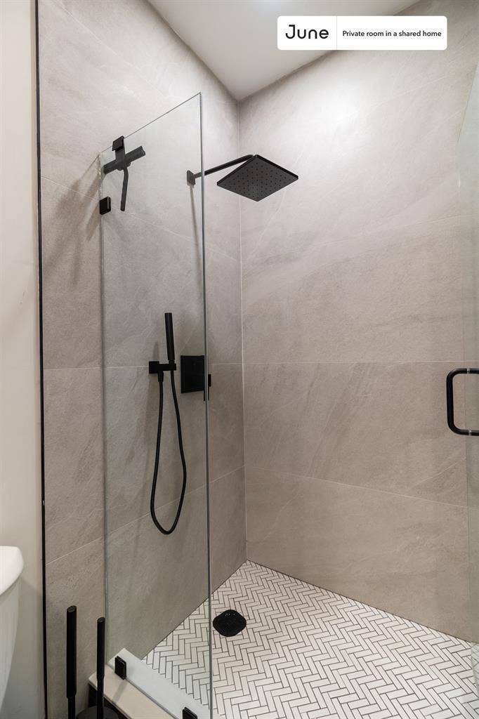 5 BR in Boston