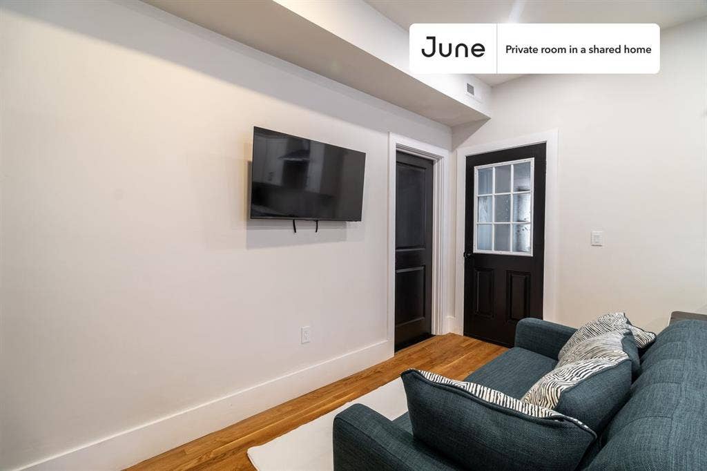 5 BR in Boston