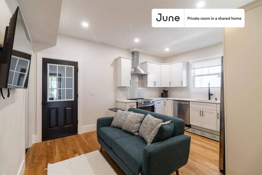 5 BR in Boston