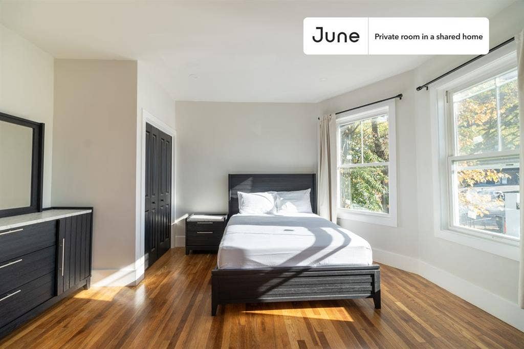 5 BR in Boston