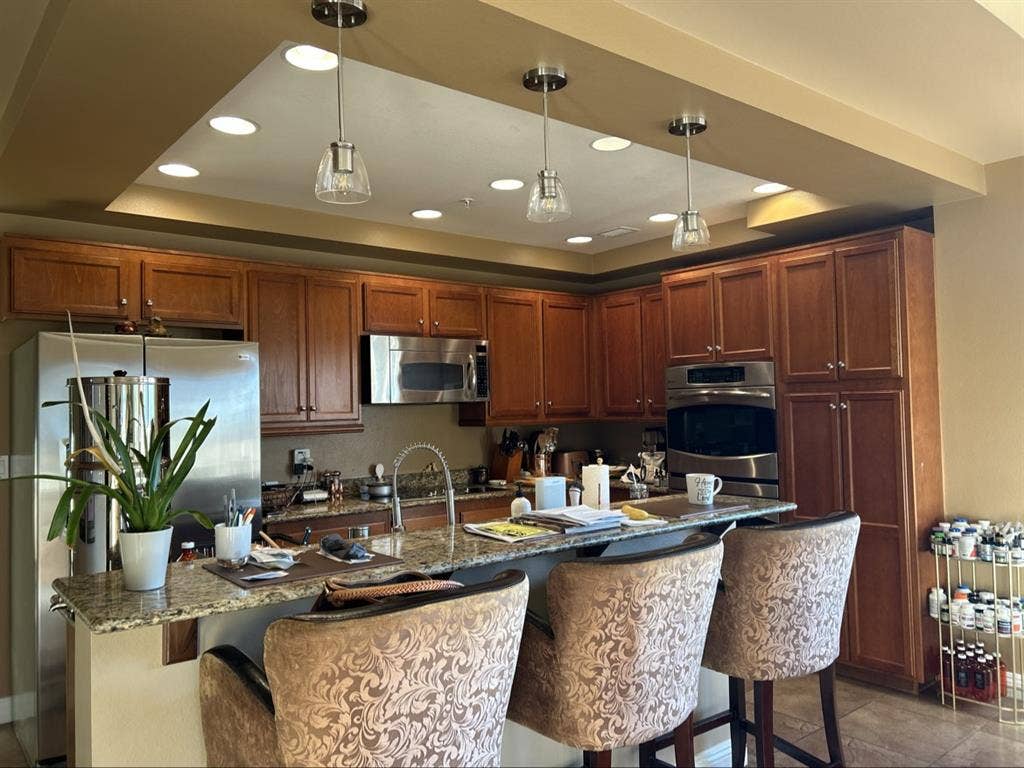 Room in beautiful Lake Las Vegas