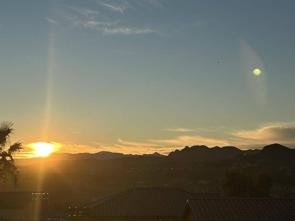 Room in beautiful Lake Las Vegas