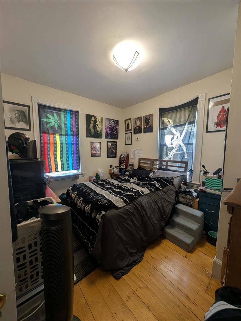 2 rooms available in Jamaica Plain