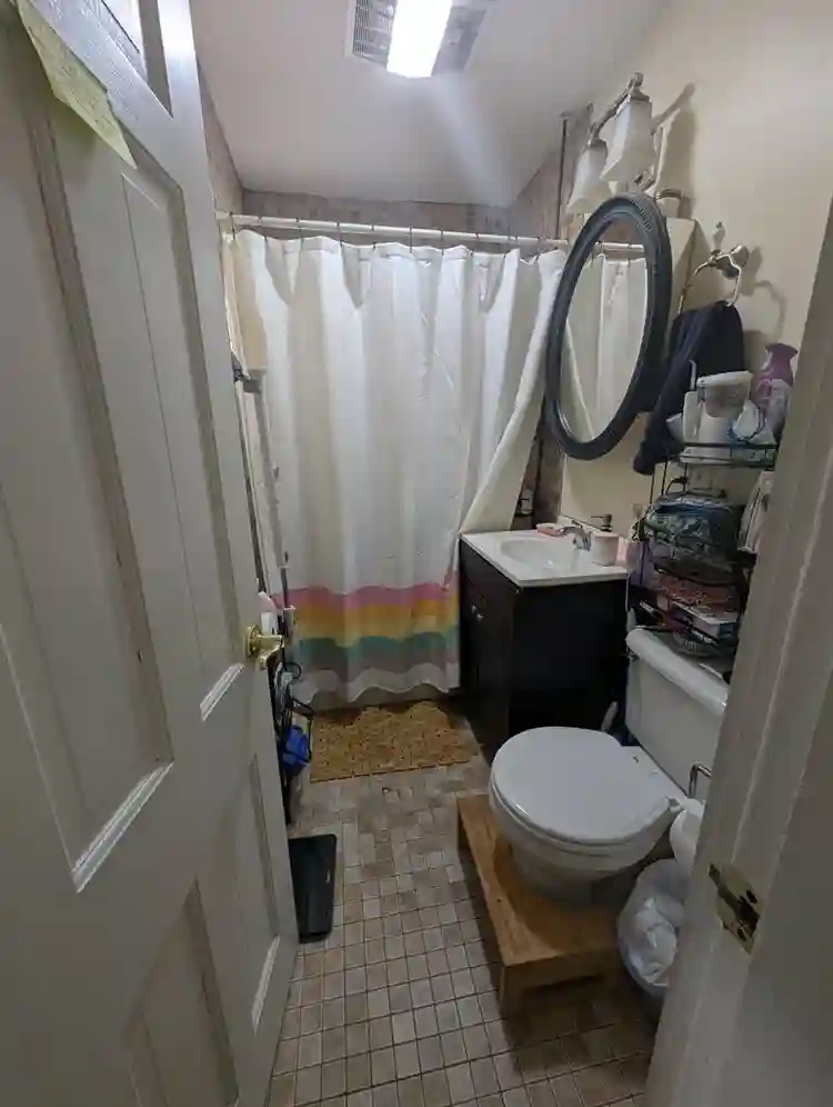 2 rooms available in Jamaica Plain