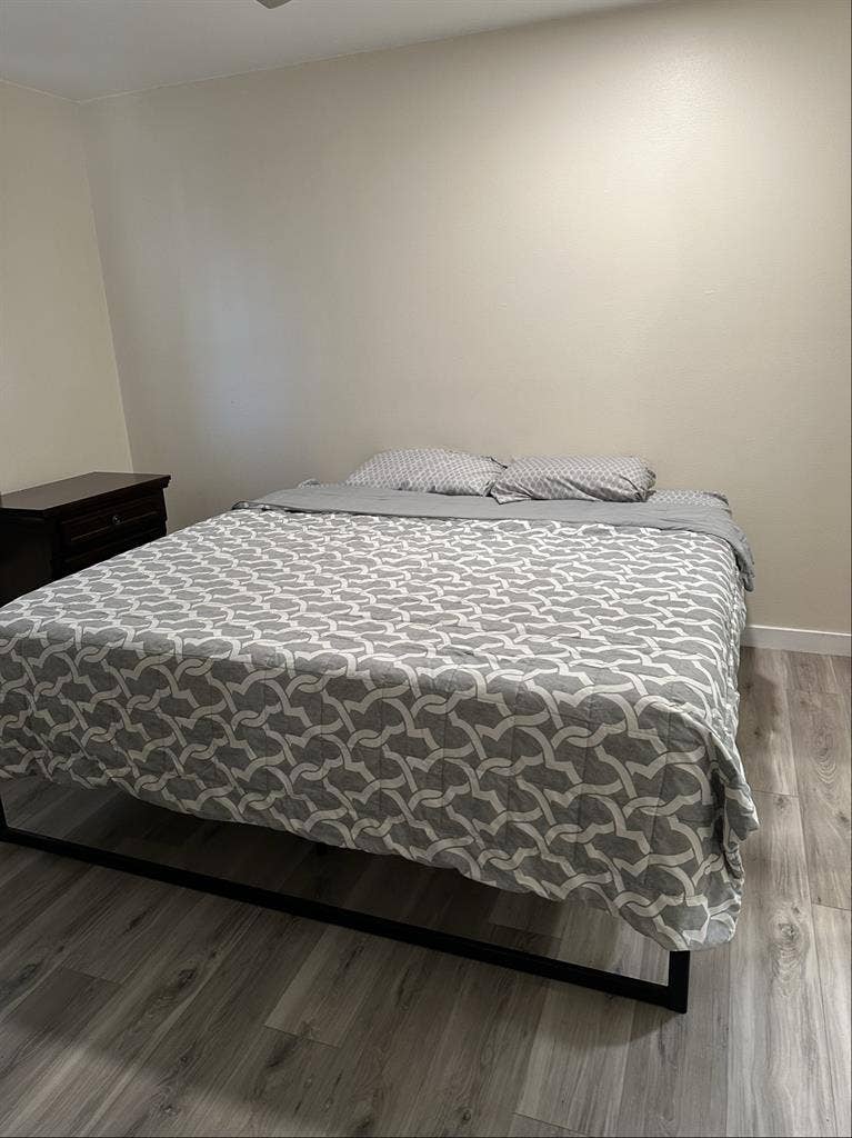 Room for rent in DTC $900