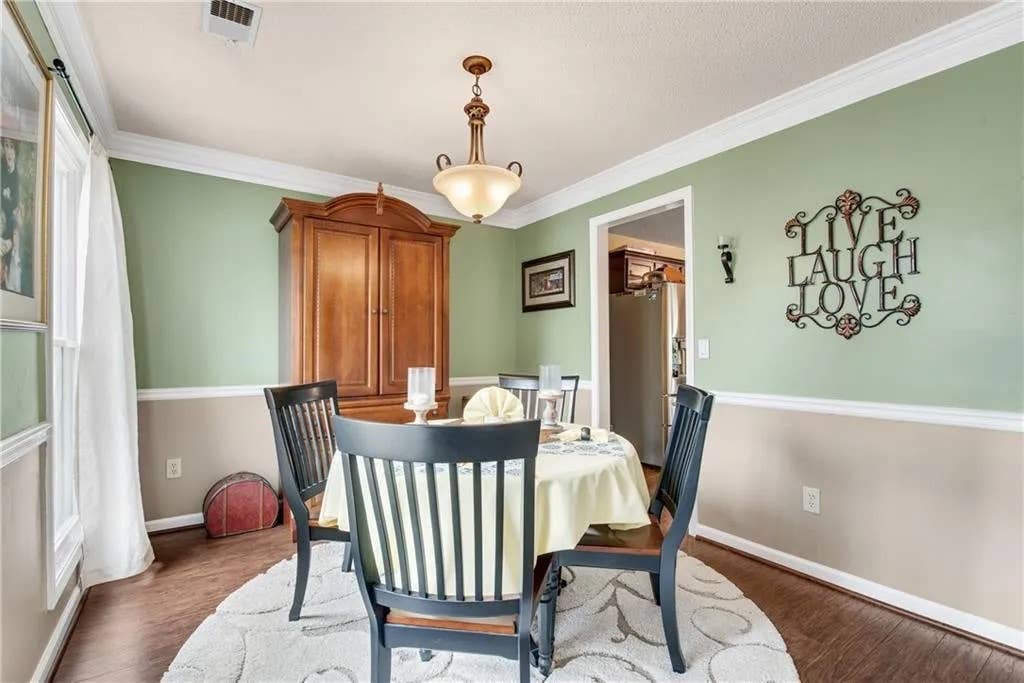 7 BR in Acworth