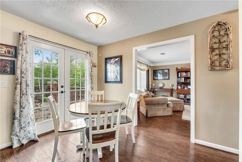 7 BR in Acworth